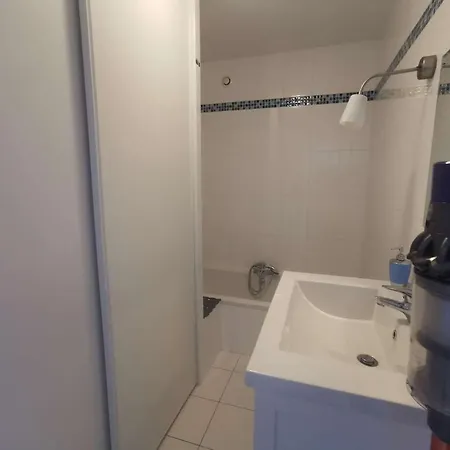 Holiday home Agreable Maison De *