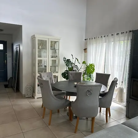 Agreable Maison De *